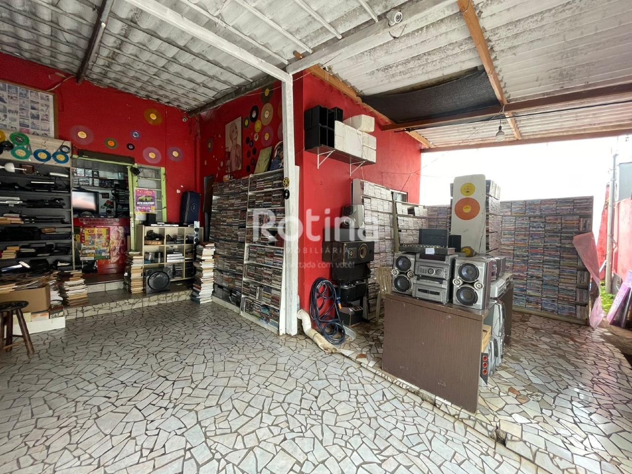 Casa à venda, 3 quartos em Uberlândia no bairro Brasil no valor de R$ 225.000,00 - Rotina Imobiliária: 