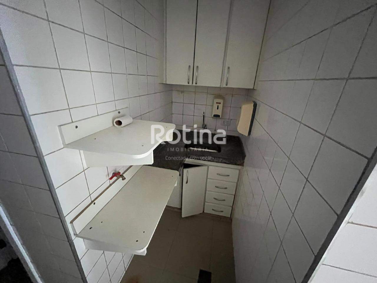 Loja para alugar, em Uberlândia no bairro Centro no valor de R$ 32.000,00 - Rotina Imobiliária: 