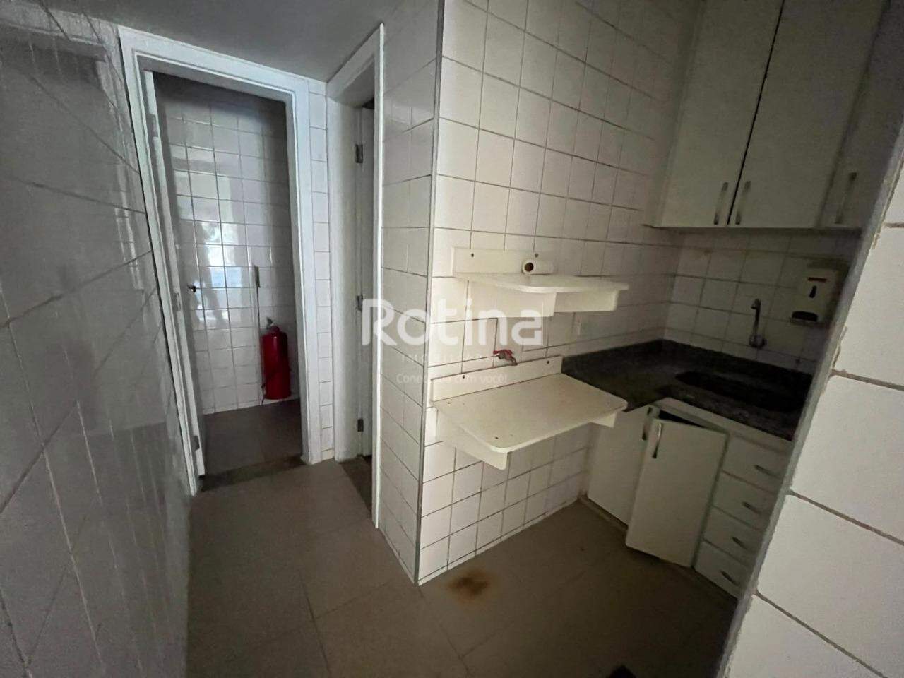 Loja para alugar, em Uberlândia no bairro Centro no valor de R$ 32.000,00 - Rotina Imobiliária: 