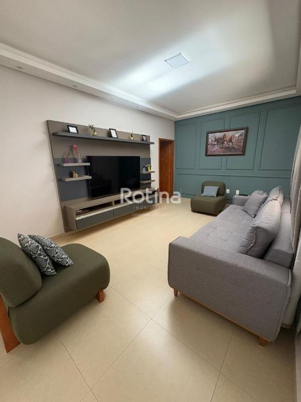 Casa à venda, 3 quartos em Uberlândia no bairro Novo Mundo no valor de R$ 900.000,00 - Rotina Imobiliária: 
