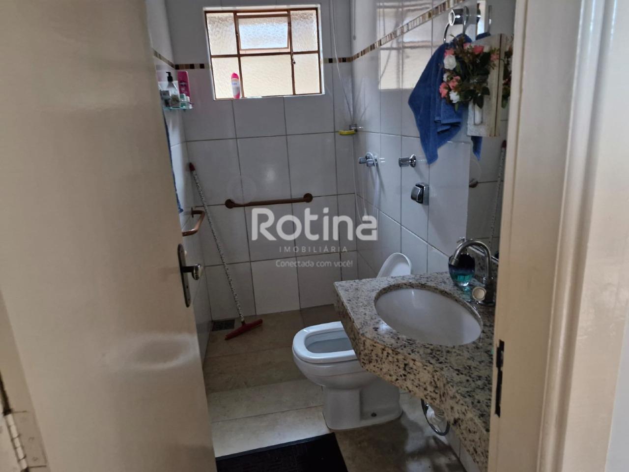 Casa à venda, 3 quartos em Uberlândia no bairro Marta Helena no valor de R$ 450.000,00 - Rotina Imobiliária: 