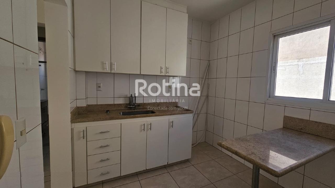 Apartamento à venda, 2 quartos em Uberlândia no bairro Santa Mônica no valor de R$ 230.000,00 - Rotina Imobiliária: 