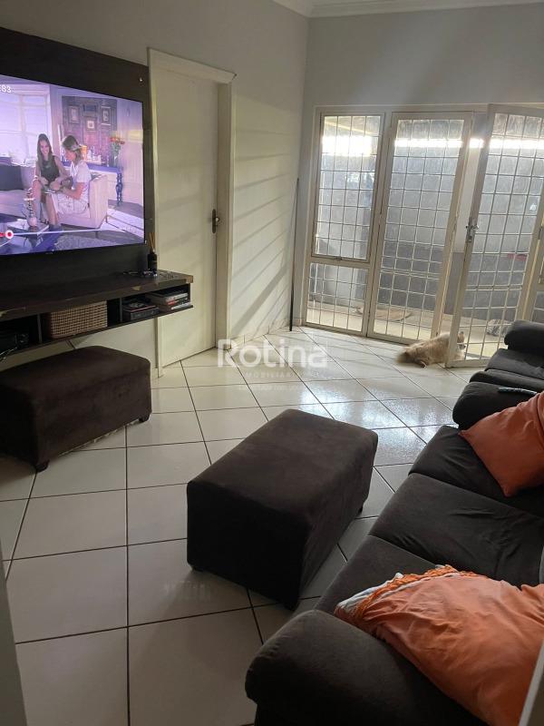 Casa à venda, 3 quartos em Uberlândia no bairro Jaraguá no valor de R$ 400.000,00 - Rotina Imobiliária: 
