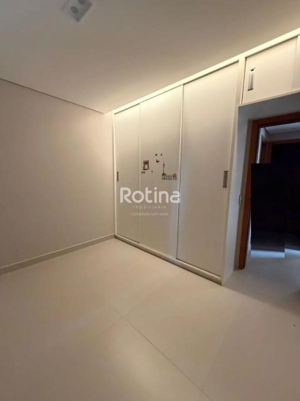 Apartamento para alugar, 3 quartos em Uberlândia no bairro Santa Mônica no valor de R$ 3.800,00 - Rotina Imobiliária: 