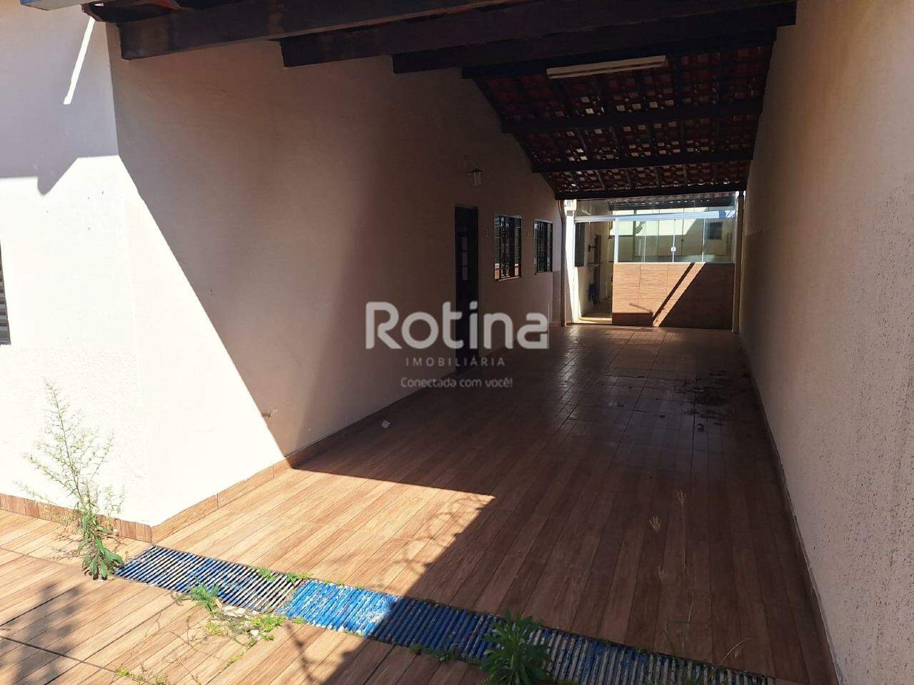 Casa à venda, 4 quartos em Uberlândia no bairro Nossa Senhora Aparecida no valor de R$ 650.000,00 - Rotina Imobiliária: 