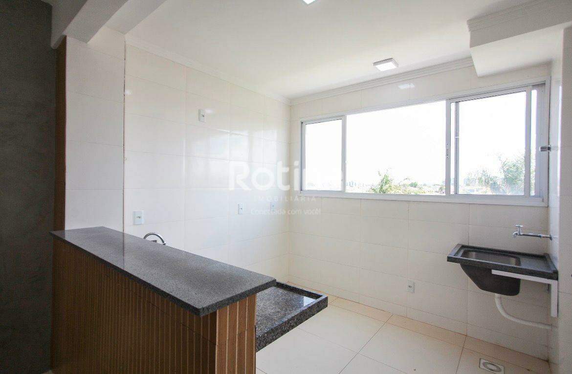 Apartamento à venda, 2 quartos em Uberlândia no bairro Shopping Park no valor de R$ 175.000,00 - Rotina Imobiliária: 
