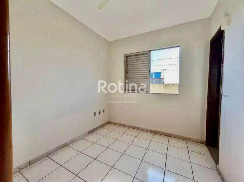 Apartamento à venda, 3 quartos em Uberlândia no bairro Brasil no valor de R$ 240.000,00 - Rotina Imobiliária: 