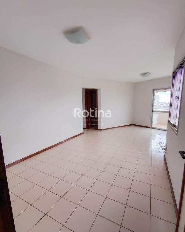 Apartamento para alugar, 3 quartos em Uberlândia no bairro Martins no valor de R$ 2.800,00 - Rotina Imobiliária: 