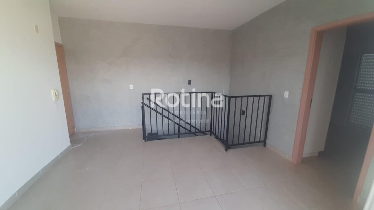 Cobertura para alugar, 3 quartos em Uberlândia no bairro Patrimônio no valor de R$ 3.500,00 - Rotina Imobiliária: 