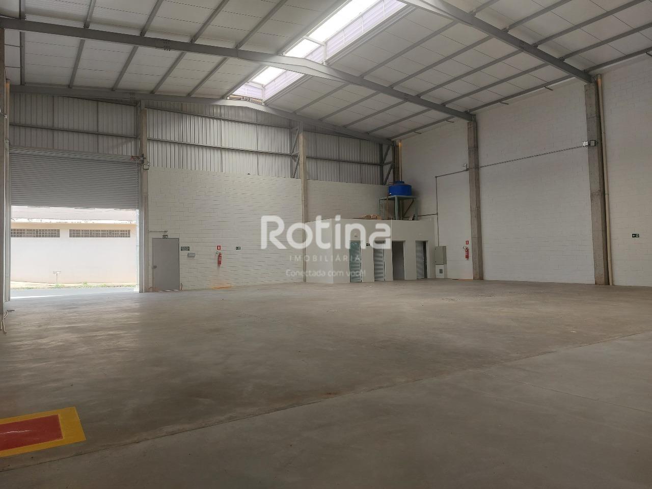 Galpão para alugar, em Uberlândia no bairro Marta Helena no valor de R$ 12.000,00 - Rotina Imobiliária: 