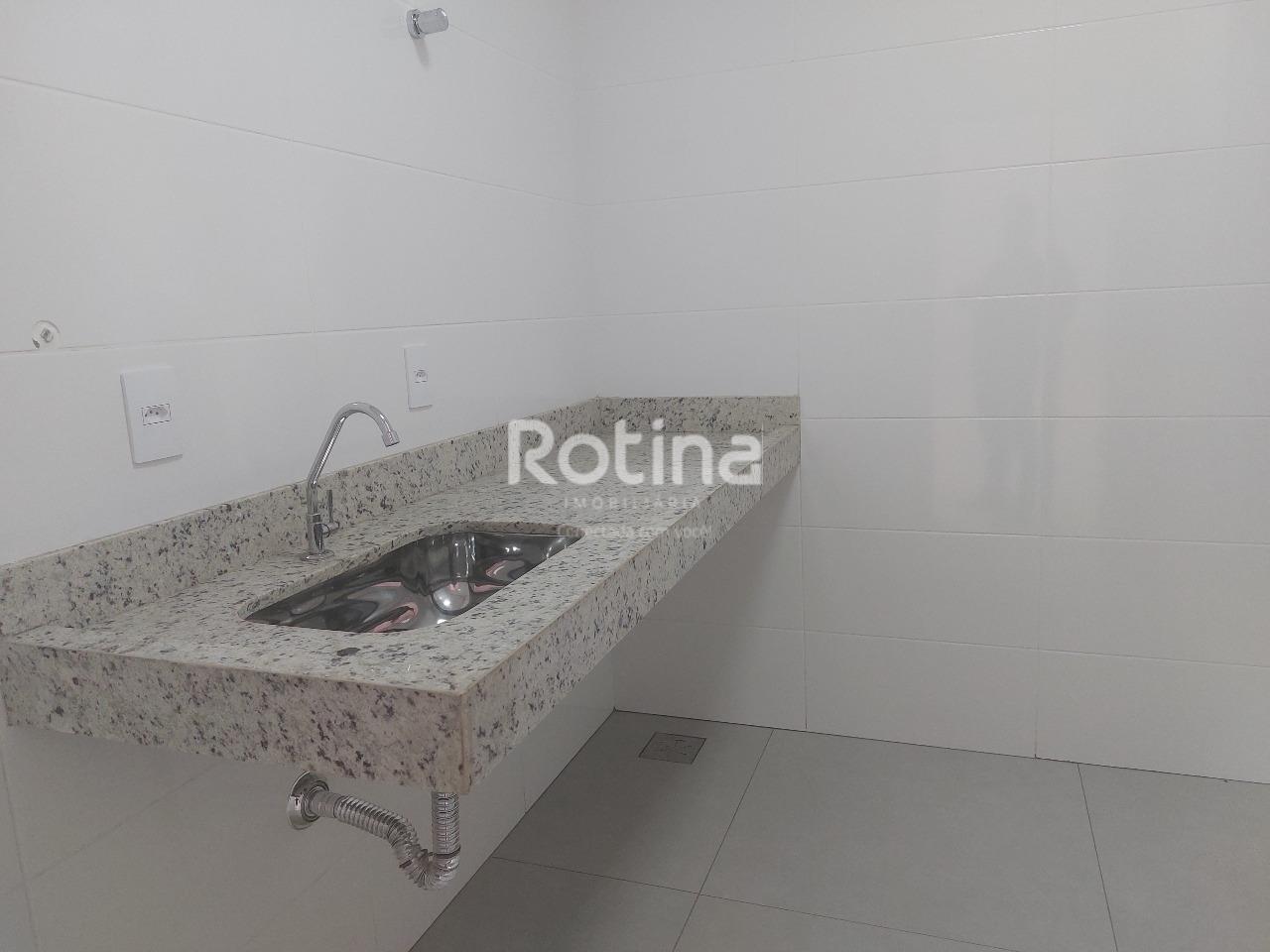 Galpão para alugar, em Uberlândia no bairro Marta Helena no valor de R$ 12.000,00 - Rotina Imobiliária: 