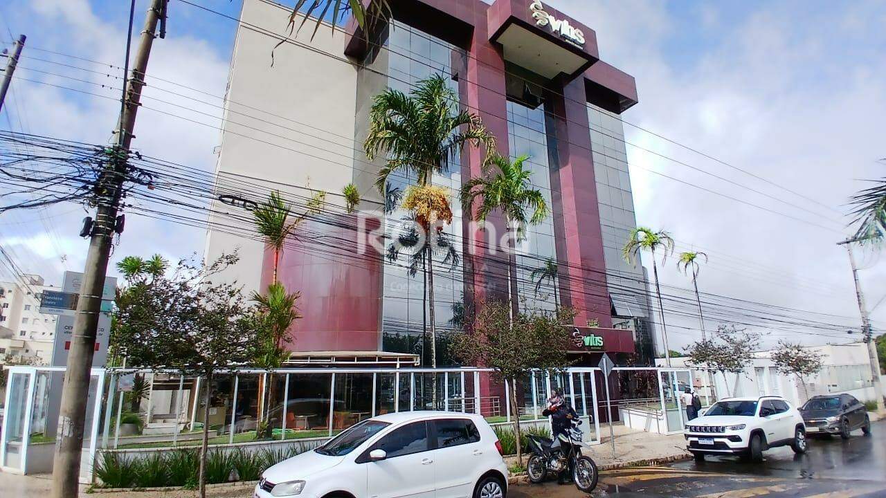 Sala à venda, em Uberlândia no bairro Santa Mônica no valor de R$ 250.000,00 - Rotina Imobiliária: 