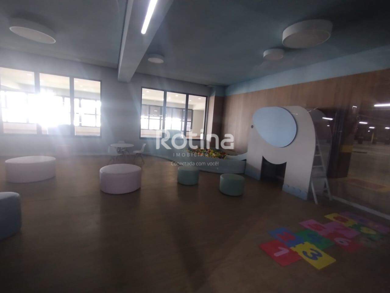 Casa Condomínio Fechado para alugar, 3 quartos em Uberlândia no bairro Jardim Inconfidência no valor de R$ 10.000,00 - Rotina Imobiliária: 