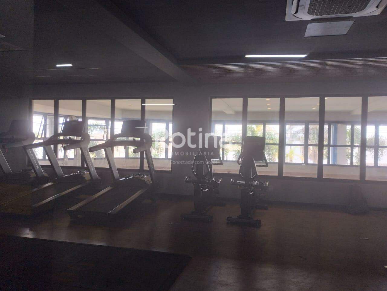 Casa Condomínio Fechado para alugar, 3 quartos em Uberlândia no bairro Jardim Inconfidência no valor de R$ 10.000,00 - Rotina Imobiliária: 