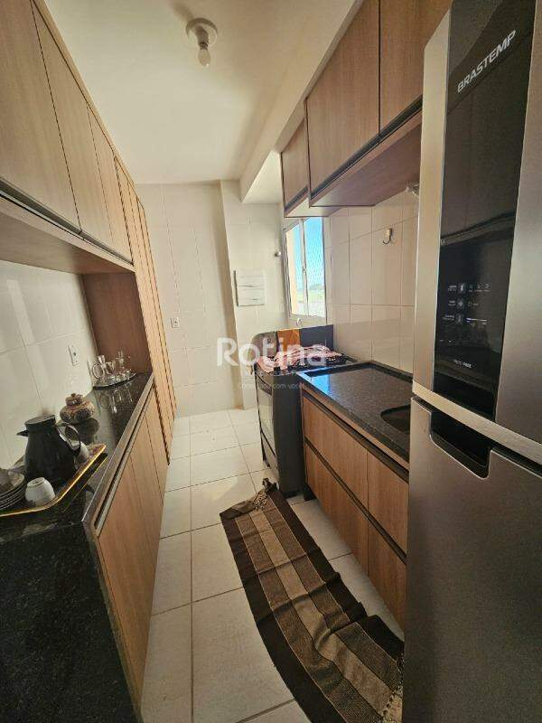 Apartamento para alugar, 2 quartos em Uberlândia no bairro Grand Ville no valor de R$ 1.200,00 - Rotina Imobiliária: 