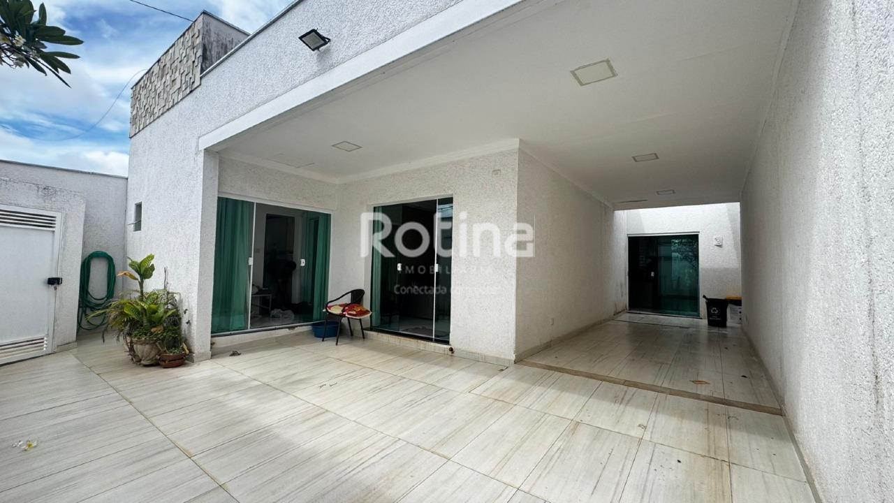 Casa à venda, em Uberlândia no bairro Cidade Jardim no valor de R$ 850.000,00 - Rotina Imobiliária: 