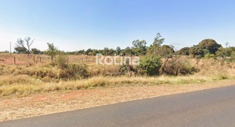 Área à venda, em Uberlândia no bairro Distrito Industrial no valor de R$ 15.600.000,00 - Rotina Imobiliária: 