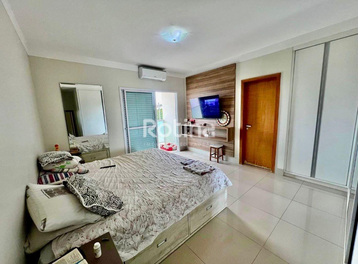 Casa à venda, 3 quartos em Uberlândia no bairro Cidade Jardim no valor de R$ 1.300.000,00 - Rotina Imobiliária: 