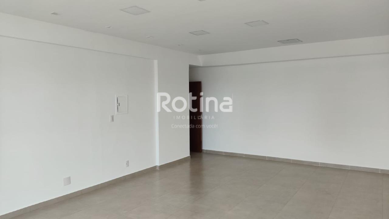 Sala para alugar, em Uberlândia no bairro Centro no valor de R$ 1.400,00 - Rotina Imobiliária: 