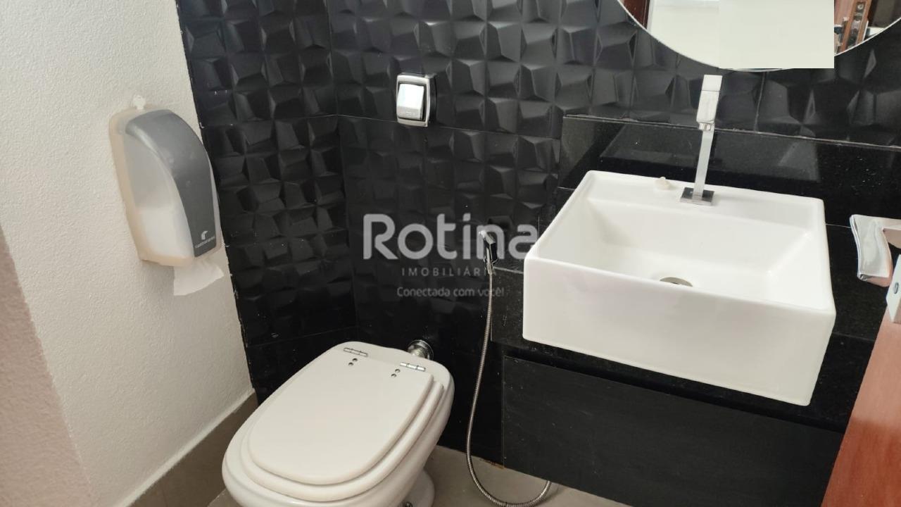 Sala para alugar, em Uberlândia no bairro Centro no valor de R$ 1.400,00 - Rotina Imobiliária: 