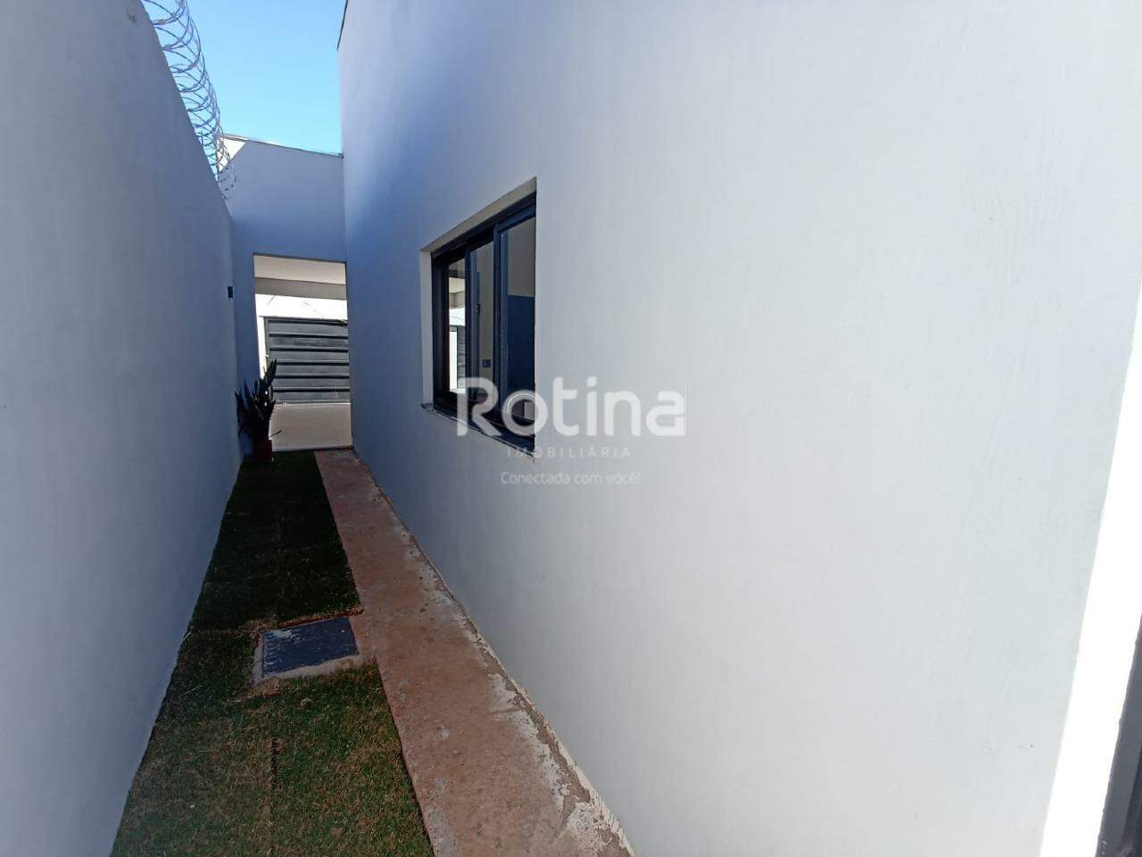 Casa à venda, 3 quartos em Uberlândia no bairro Laranjeiras no valor de R$ 530.000,00 - Rotina Imobiliária: 