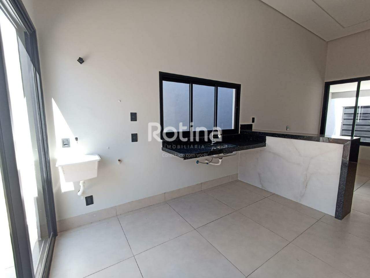 Casa à venda, 3 quartos em Uberlândia no bairro Laranjeiras no valor de R$ 530.000,00 - Rotina Imobiliária: 