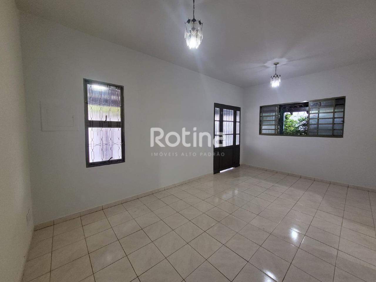 Casa à venda, 3 quartos em Uberlândia no bairro Santa Mônica no valor de R$ 790.000,00 - Rotina Imobiliária: 