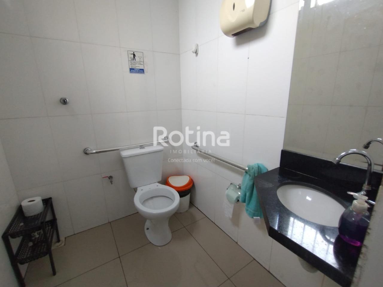 Galpão para alugar, em Uberlândia no bairro Santa Mônica no valor de R$ 6.000,00 - Rotina Imobiliária: 