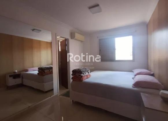 Apartamento para alugar, 3 quartos em Uberlândia no bairro Copacabana no valor de R$ 2.500,00 - Rotina Imobiliária: 
