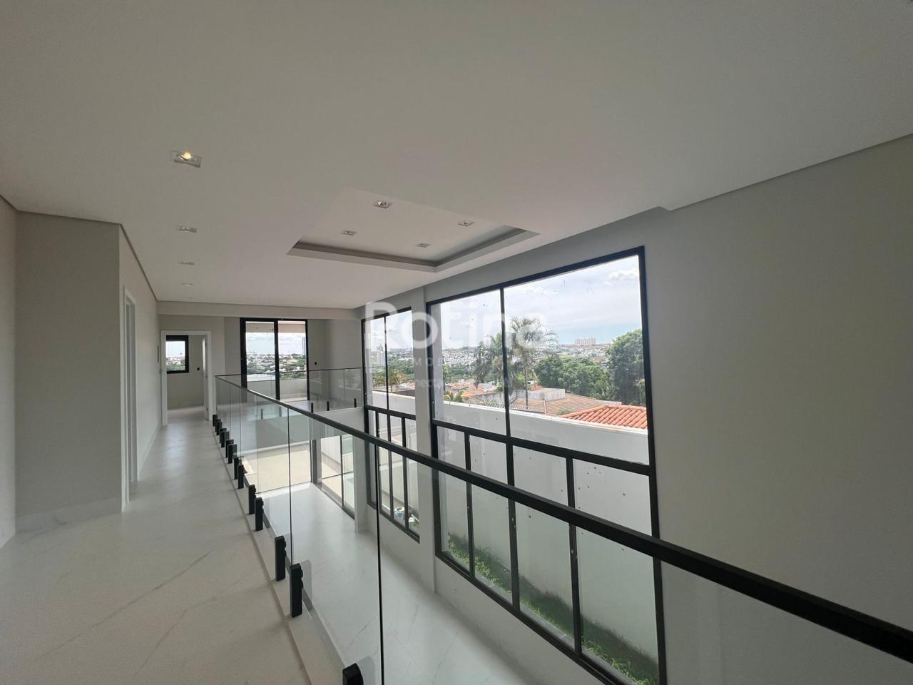 Casa à venda, 4 quartos em Uberlândia no bairro Cidade Jardim no valor de R$ 2.400.000,00 - Rotina Imobiliária: 