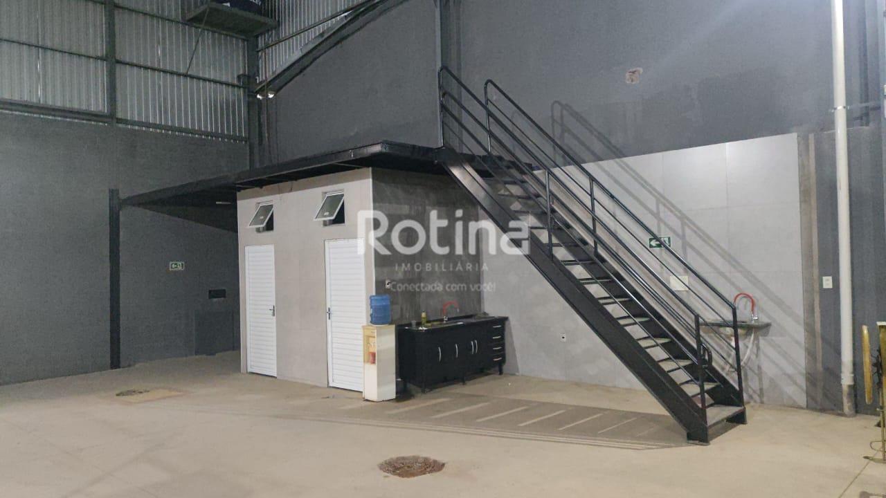 Galpão à venda, em Uberlândia no bairro Custódio Pereira no valor de R$ 1.200.000,00 - Rotina Imobiliária: 