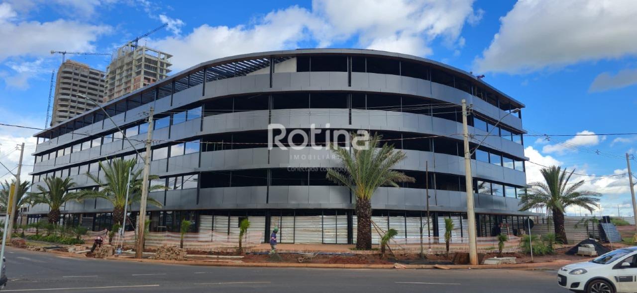 Sala para alugar, em Uberlândia no bairro Shopping Park no valor de R$ 7.500,00 - Rotina Imobiliária: 