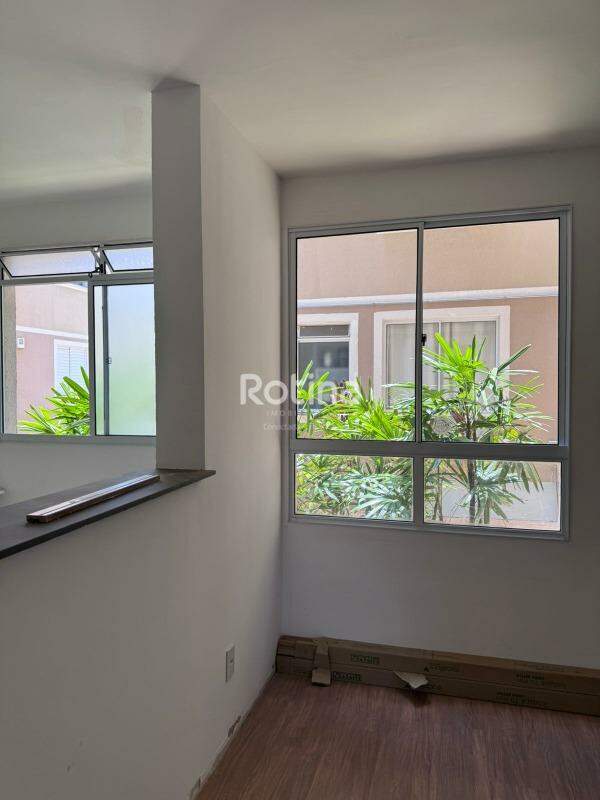 Apartamento à venda, 2 quartos em Uberlândia no bairro Pacaembu no valor de R$ 180.000,00 - Rotina Imobiliária: 