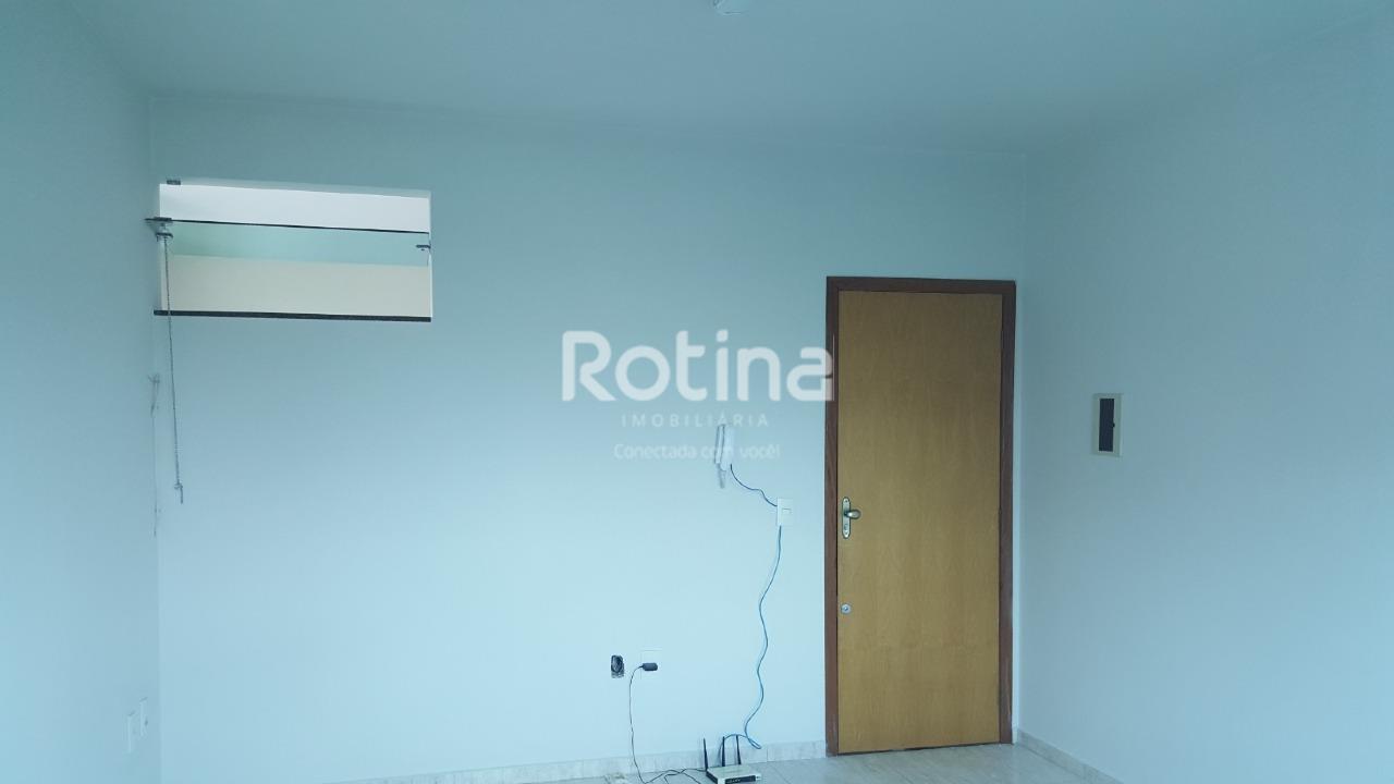 Sala para alugar, em Uberlândia no bairro Centro no valor de R$ 1.300,00 - Rotina Imobiliária: 