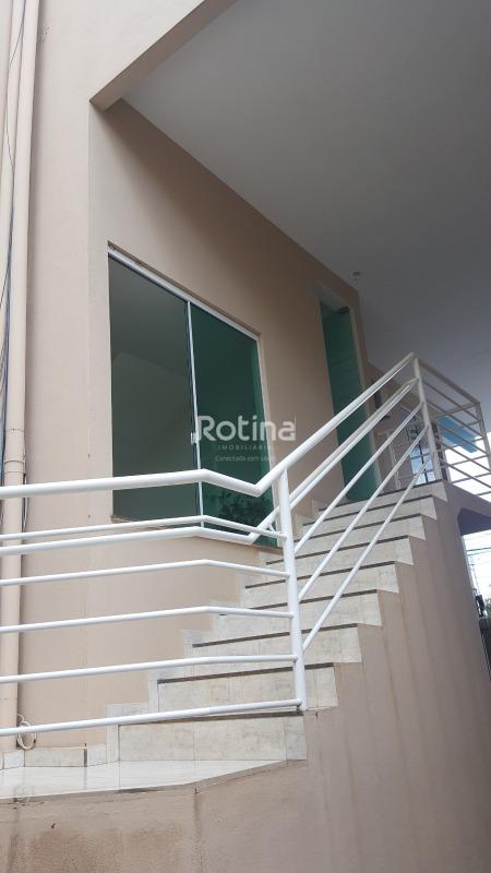 Sala para alugar, em Uberlândia no bairro Centro no valor de R$ 1.300,00 - Rotina Imobiliária: 