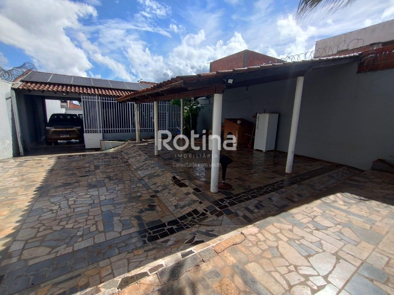 Casa para alugar, 3 quartos em Uberlândia no bairro Brasil no valor de R$ 3.800,00 - Rotina Imobiliária: 