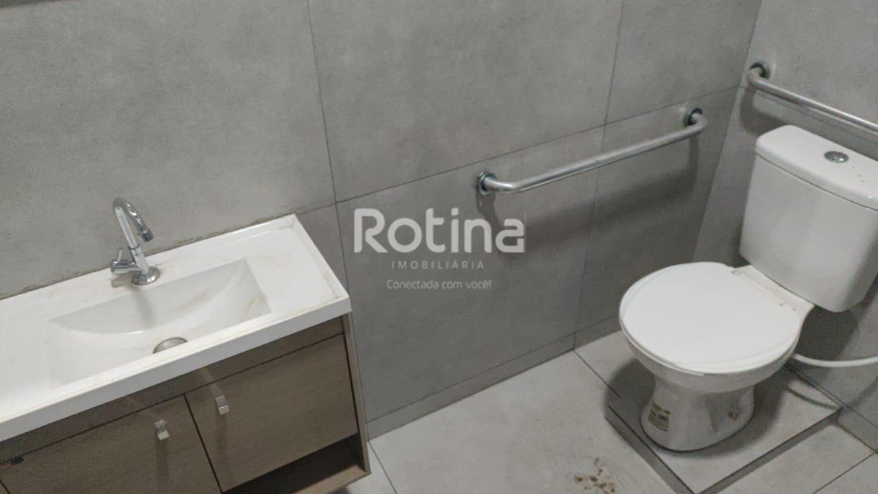 Galpão para alugar, em Uberlândia no bairro Custódio Pereira no valor de R$ 7.500,00 - Rotina Imobiliária: 