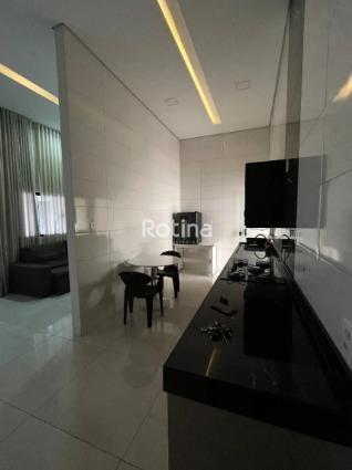 Casa para alugar, 3 quartos em Uberlândia no bairro Jardim Brasília no valor de R$ 3.000,00 - Rotina Imobiliária: 