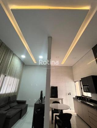 Casa para alugar, 3 quartos em Uberlândia no bairro Jardim Brasília no valor de R$ 3.000,00 - Rotina Imobiliária: 