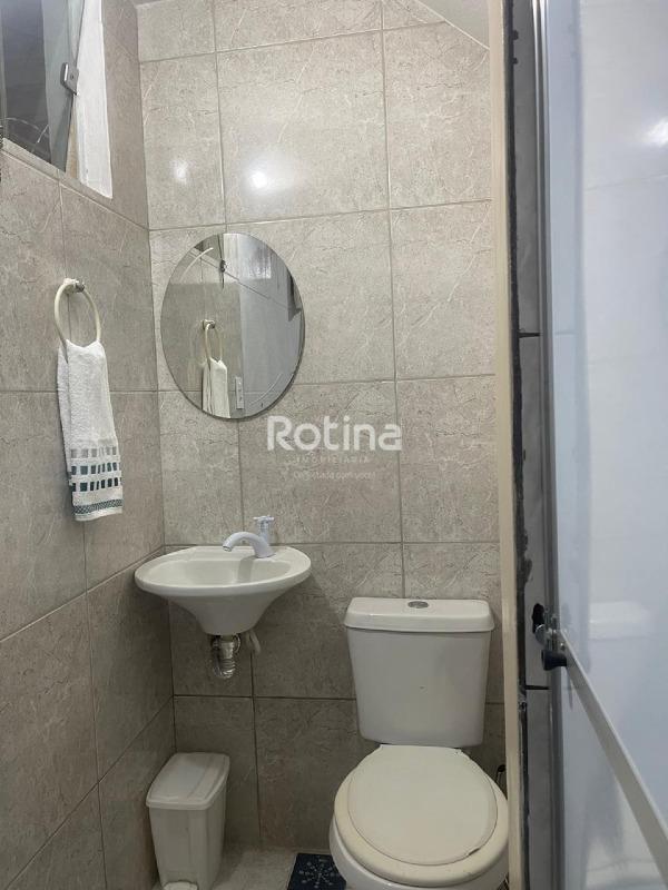 Kitnet para alugar, 1 quarto em Uberlândia no bairro Custódio Pereira no valor de R$ 1.500,00 - Rotina Imobiliária: 