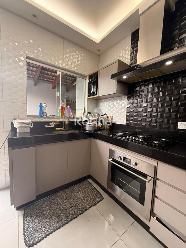 Casa à venda, 3 quartos em Uberlândia no bairro Maravilha no valor de R$ 530.000,00 - Rotina Imobiliária: 