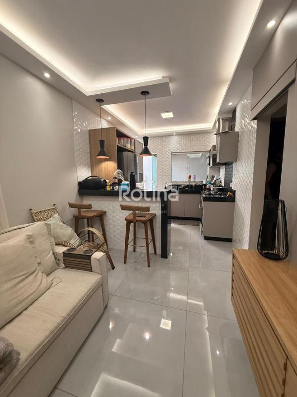 Casa à venda, 3 quartos em Uberlândia no bairro Maravilha no valor de R$ 530.000,00 - Rotina Imobiliária: 