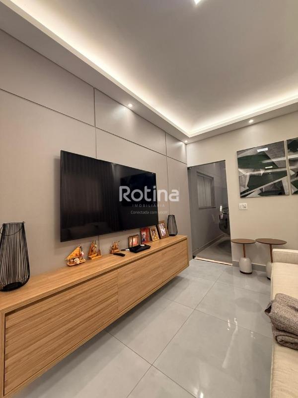 Casa à venda, 3 quartos em Uberlândia no bairro Maravilha no valor de R$ 530.000,00 - Rotina Imobiliária: 