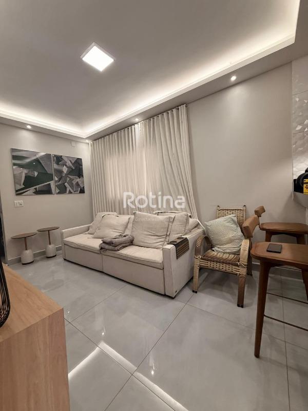 Casa à venda, 3 quartos em Uberlândia no bairro Maravilha no valor de R$ 530.000,00 - Rotina Imobiliária: 