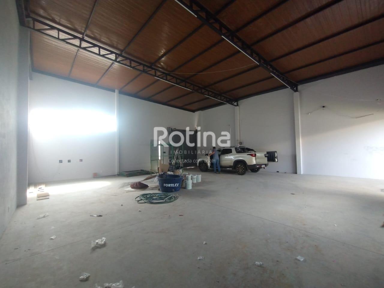 Comercial para alugar, em Uberlândia no bairro Pacaembu no valor de R$ 5.000,00 - Rotina Imobiliária: 