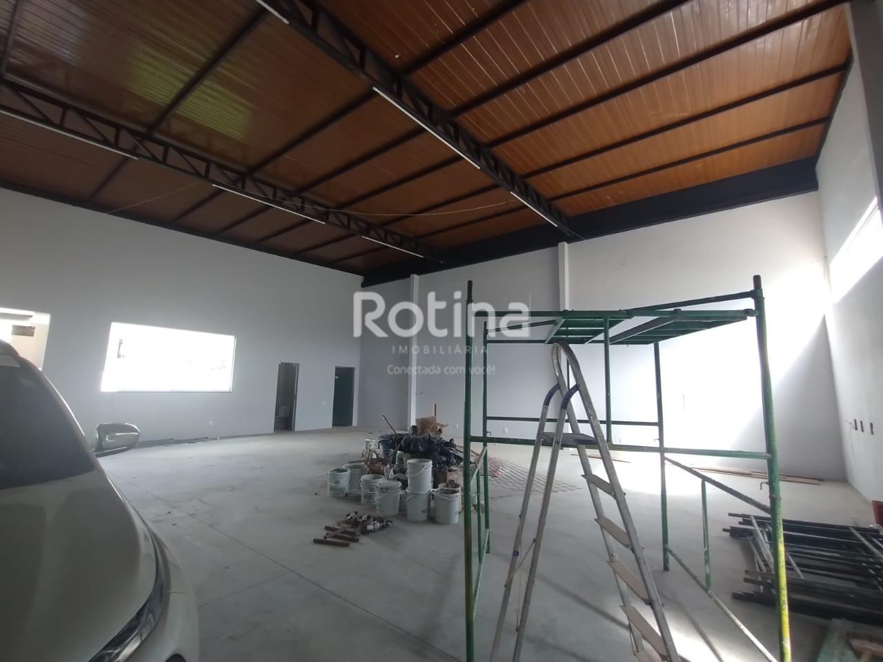 Comercial para alugar, em Uberlândia no bairro Pacaembu no valor de R$ 5.000,00 - Rotina Imobiliária: 