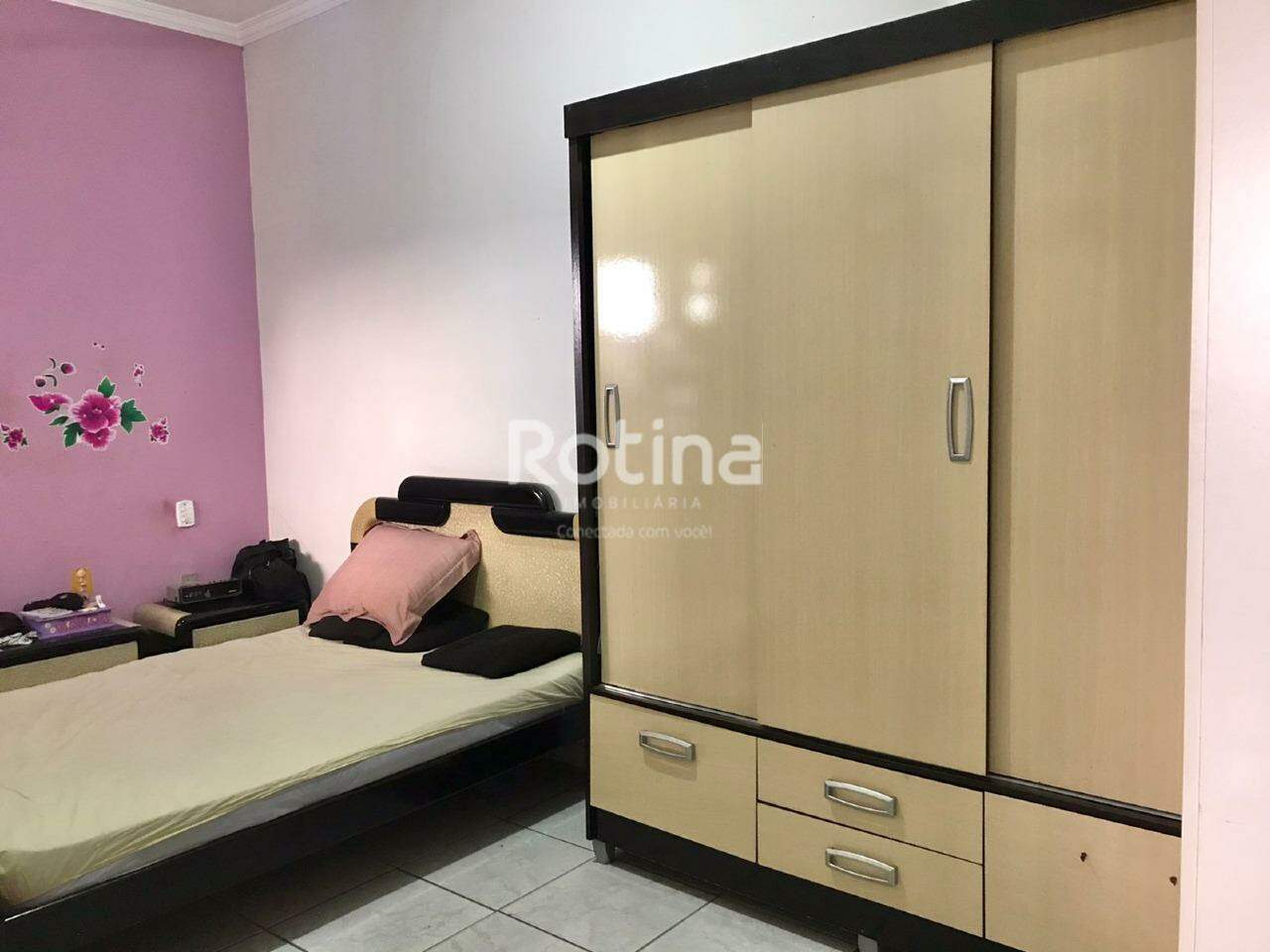 Casa Comercial à venda, 3 quartos em Uberlândia no bairro Osvaldo Rezende no valor de R$ 600.000,00 - Rotina Imobiliária: 