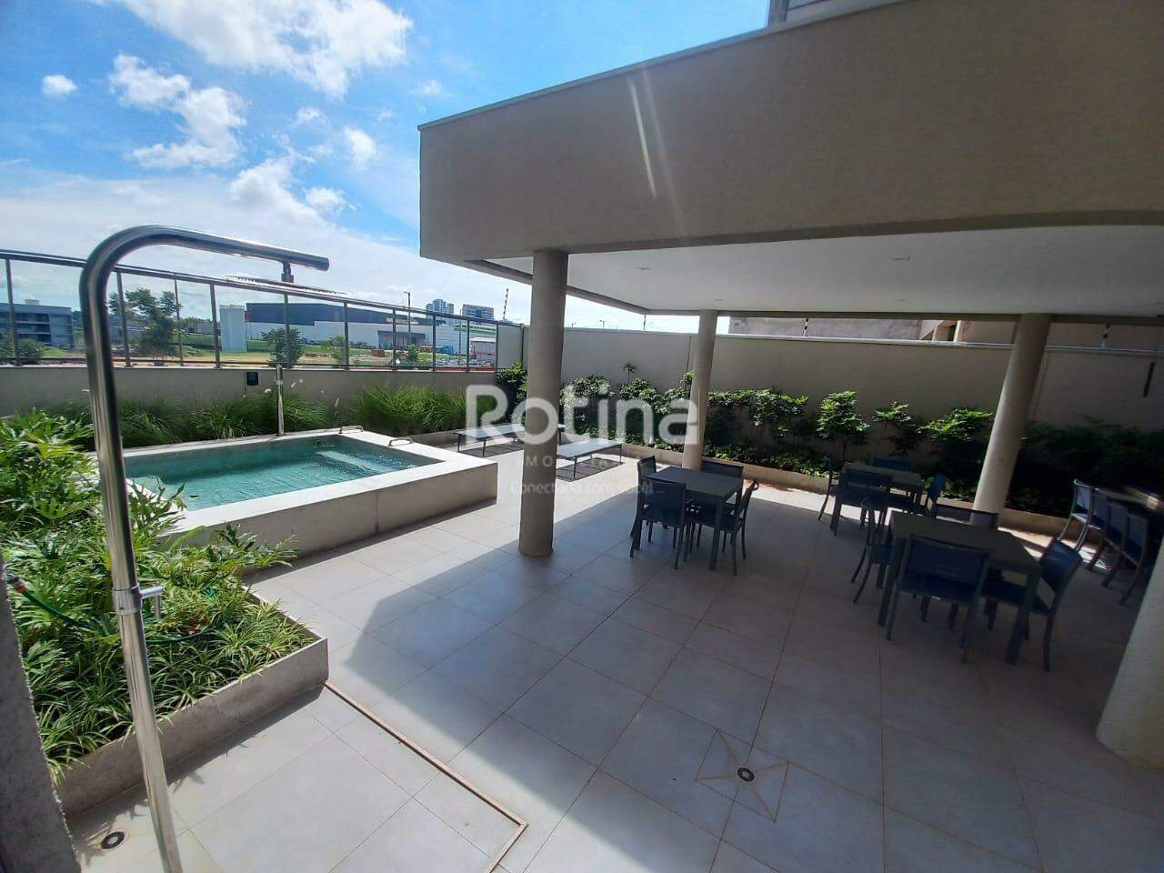 Apartamento para alugar, 3 quartos em Uberlândia no bairro Gávea no valor de R$ 6.100,00 - Rotina Imobiliária: 