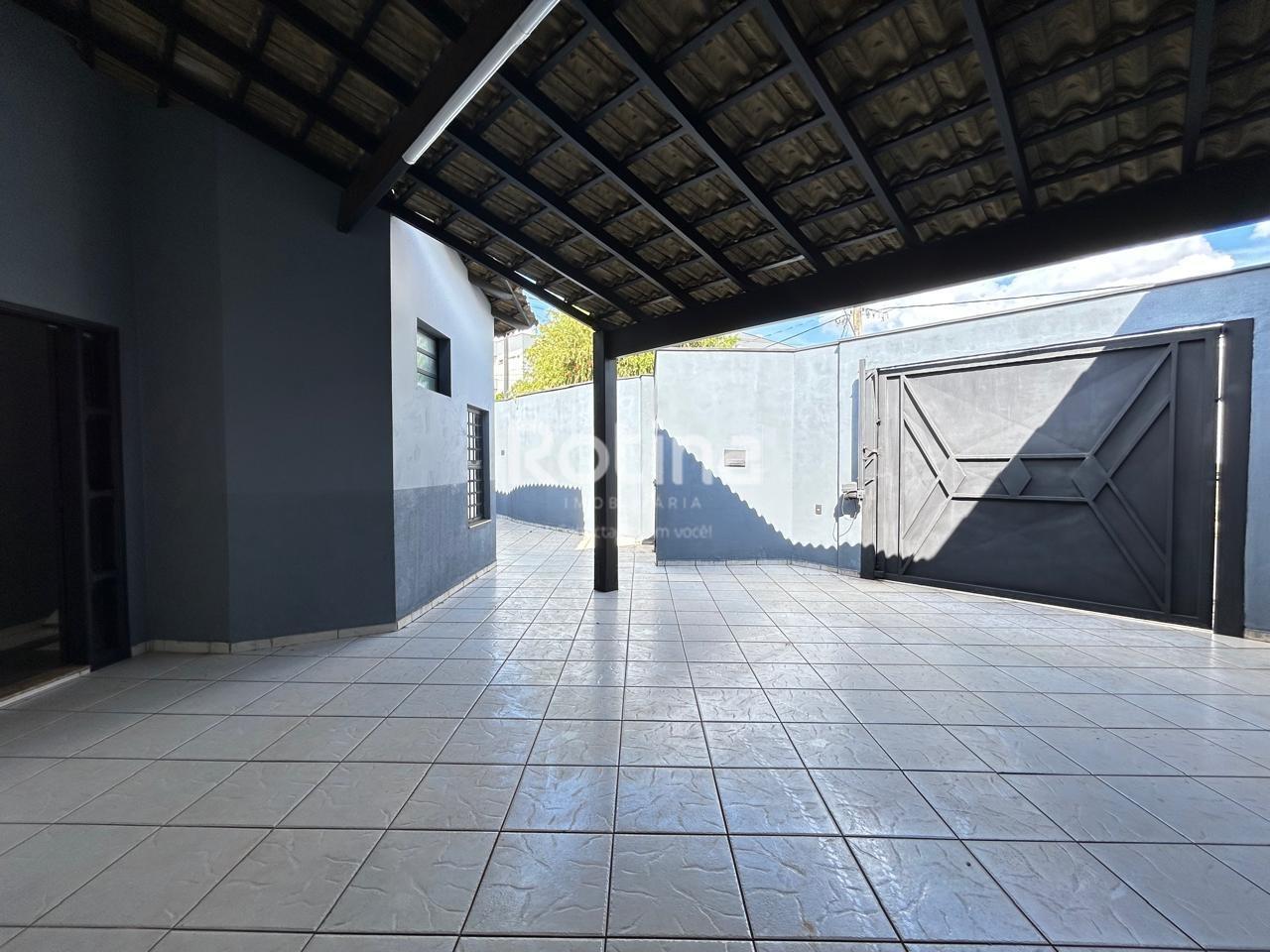 Casa à venda, 3 quartos em Uberlândia no bairro Alto Umuarama no valor de R$ 630.000,00 - Rotina Imobiliária: 