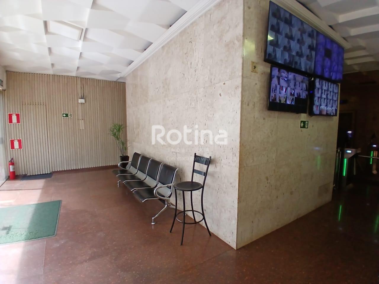 Sala para alugar, em Uberlândia no bairro Centro no valor de R$ 1.000,00 - Rotina Imobiliária: 